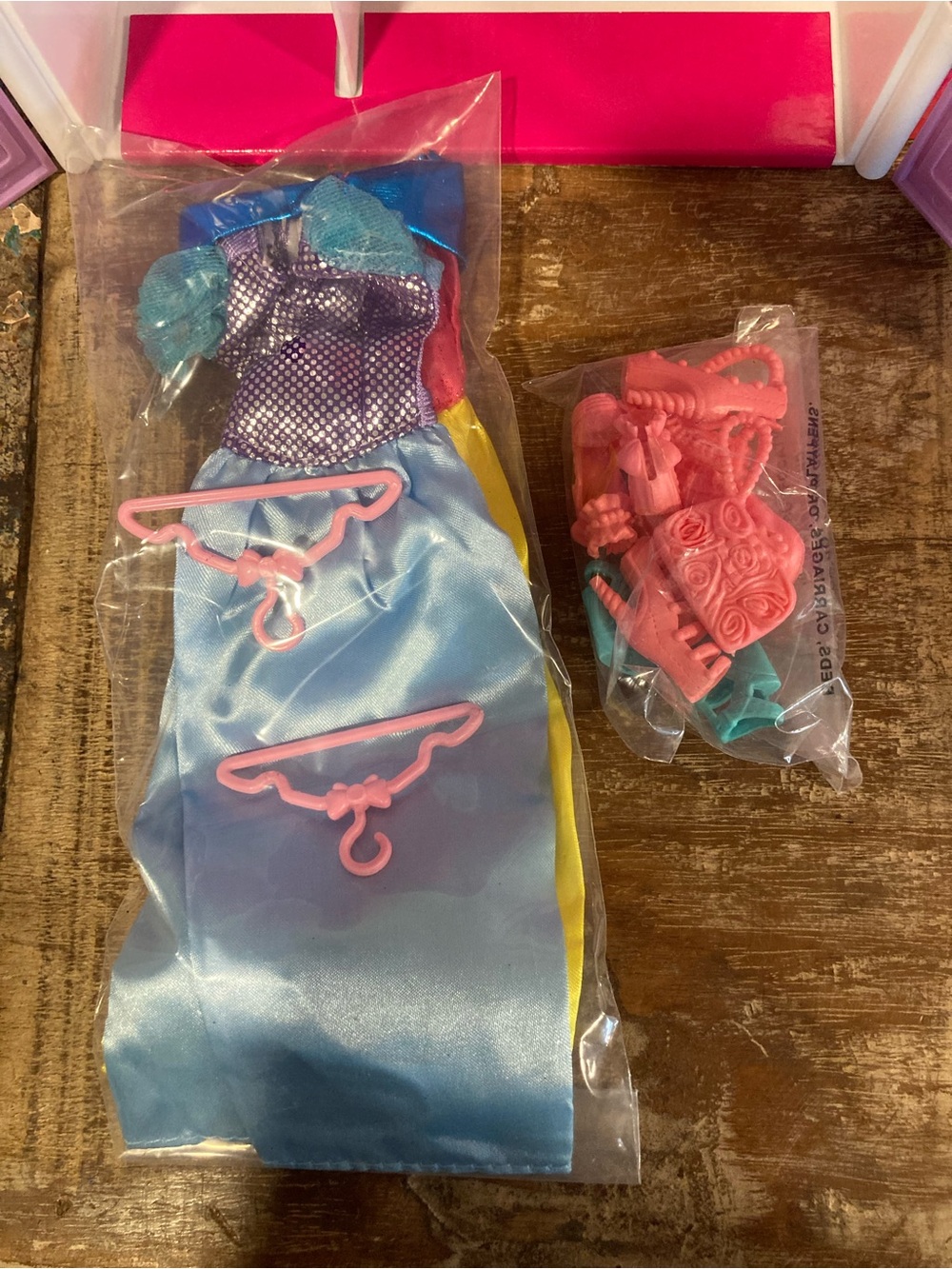 Lifestyle Fashion Doll with Purple Wardrobe Carrying Case Blue Sequin Dress New - Picture 15 of 16
